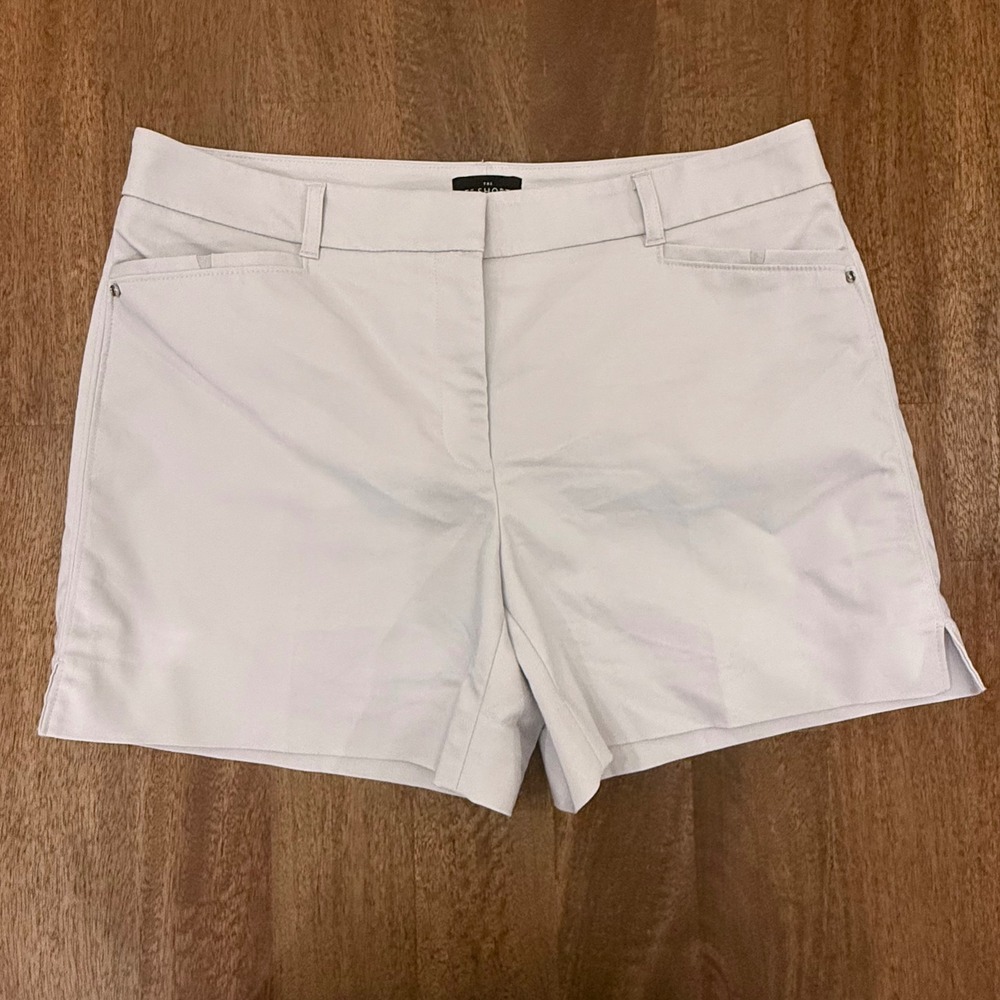 White House Black Market The 5 Inch Short Gray Chino Shorts Women Size 10